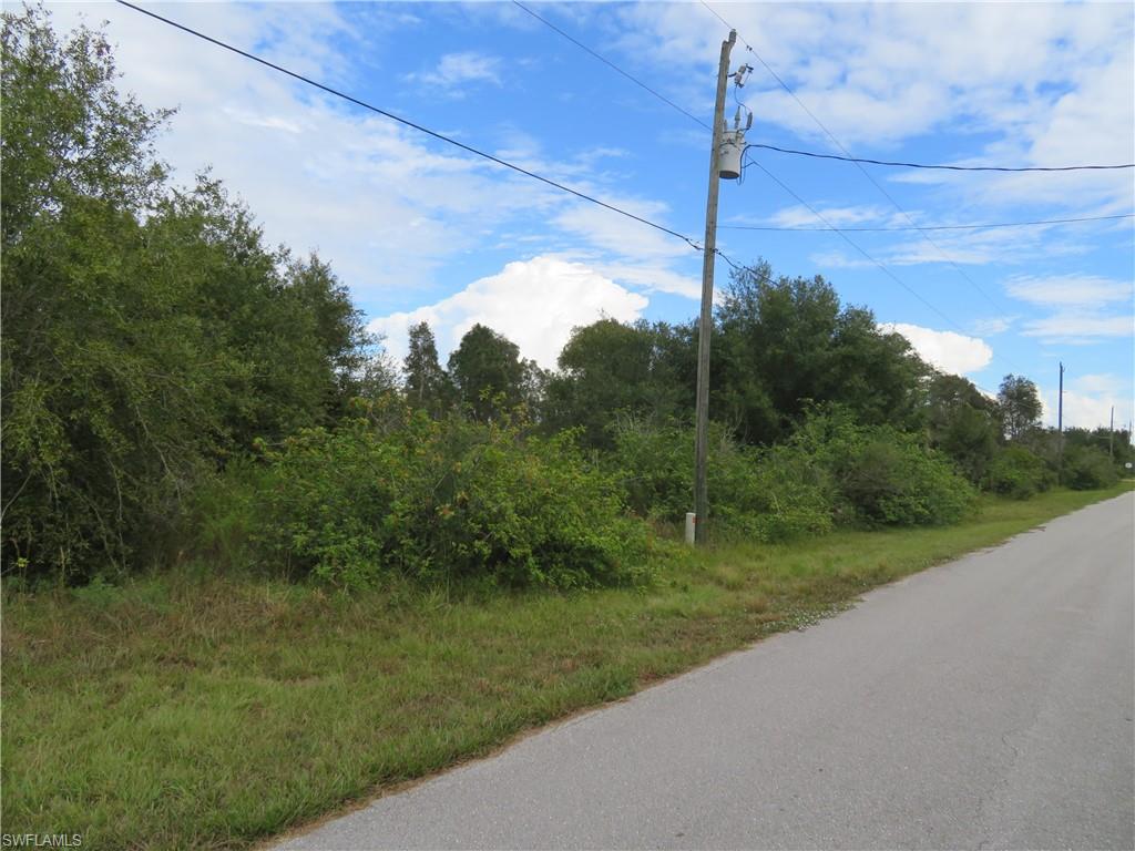 2028 Wanda Ave N Property Photo 1
