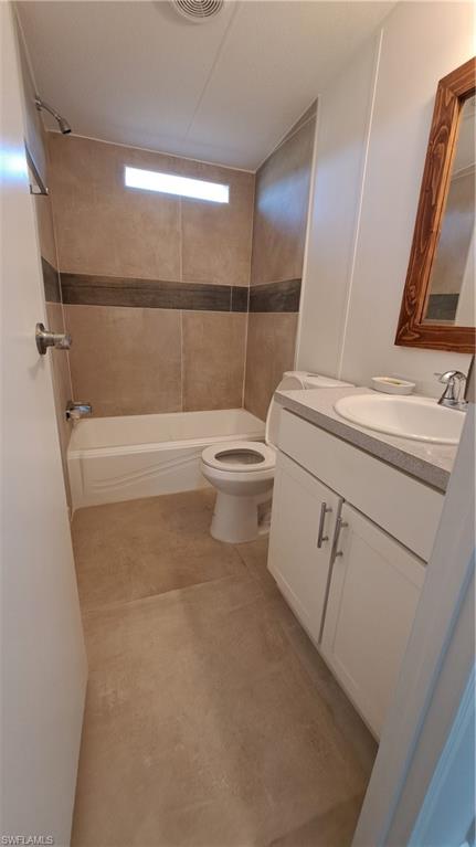 221 Horse Club Ave Property Photo 4