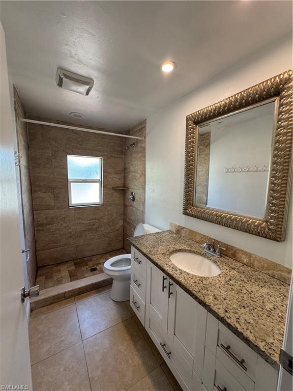 2107 Franklin St Property Photo 7
