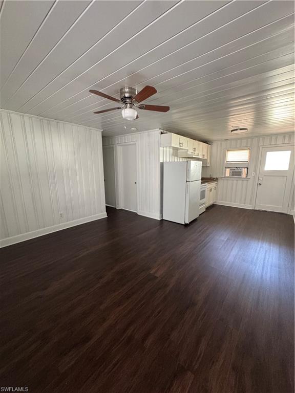 2107 Franklin St Property Photo 9