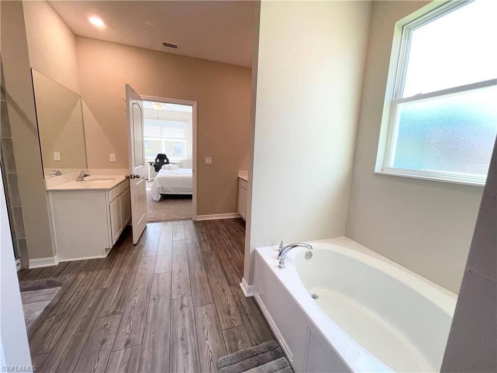 212 Sw 21st St Property Photo 10