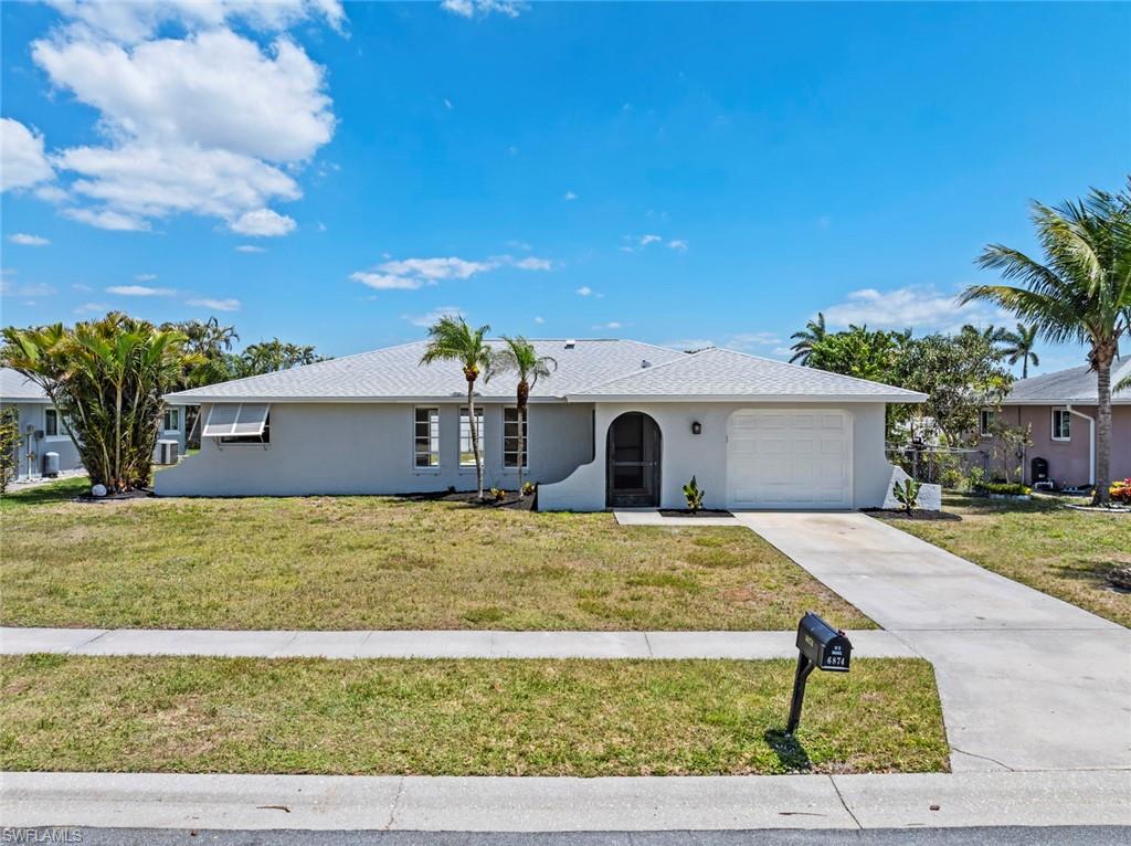 6874 Carmelle Dr Property Photo 4