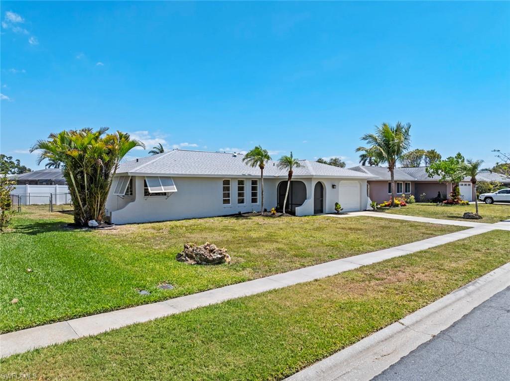 6874 Carmelle Dr Property Photo 5