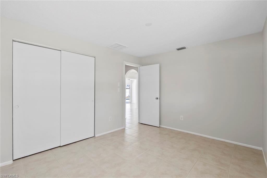 6874 Carmelle Dr Property Photo 20