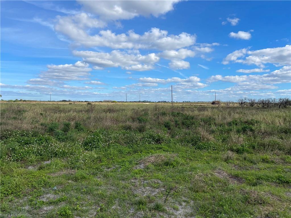 6980 6th Rd Property Photo 3