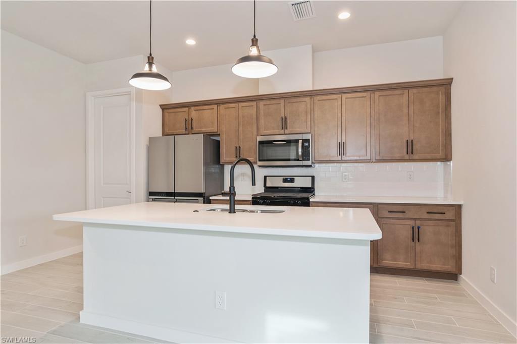 14867 Loggerhead Dr Property Photo 5