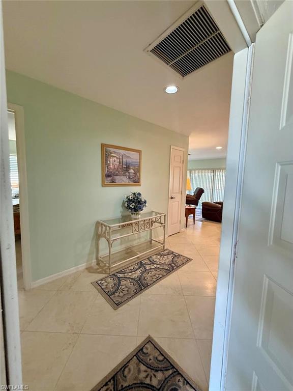 4802 Lakewood Blvd Property Photo 4