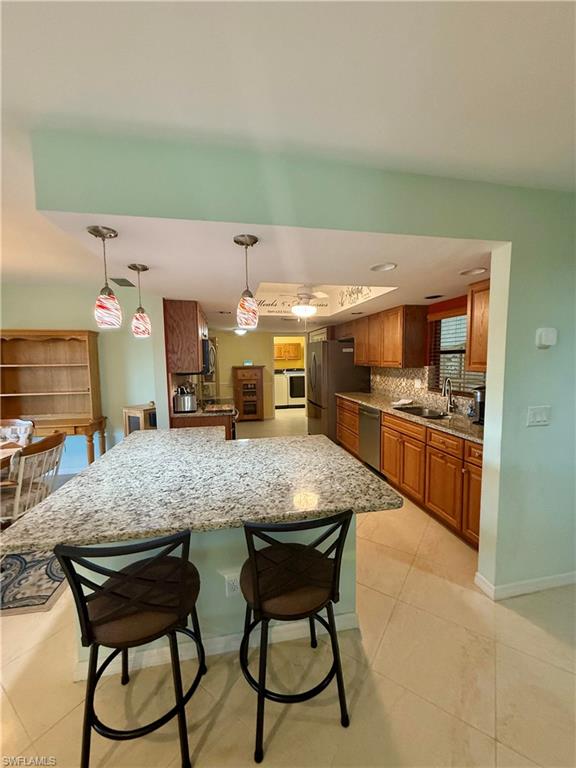 4802 Lakewood Blvd Property Photo 6
