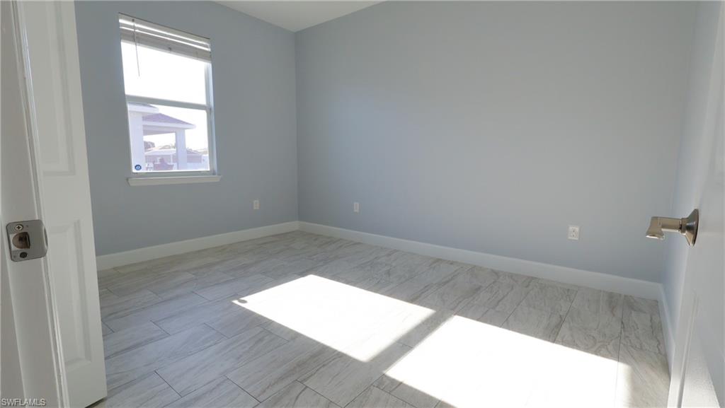 2912 24th St Sw Property Photo 23
