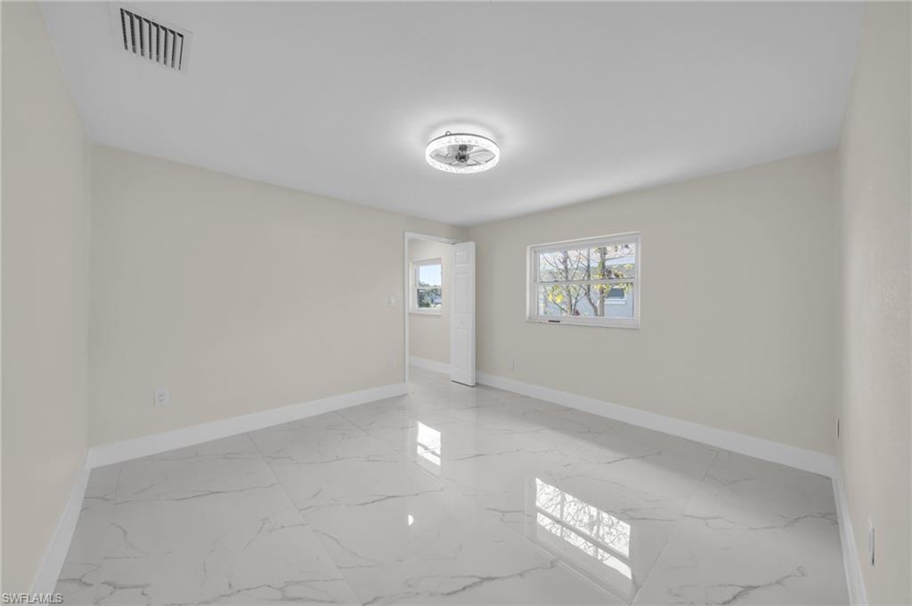 2106 E Tobago Cir Property Photo 20