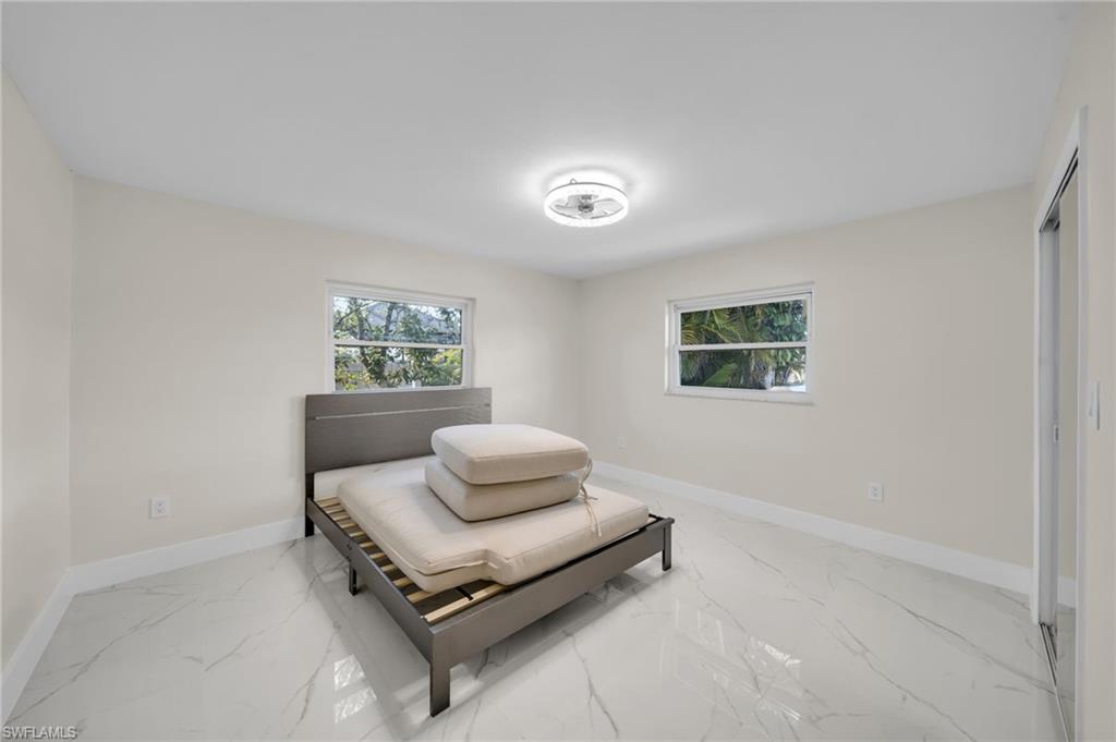 2106 E Tobago Cir Property Photo 24