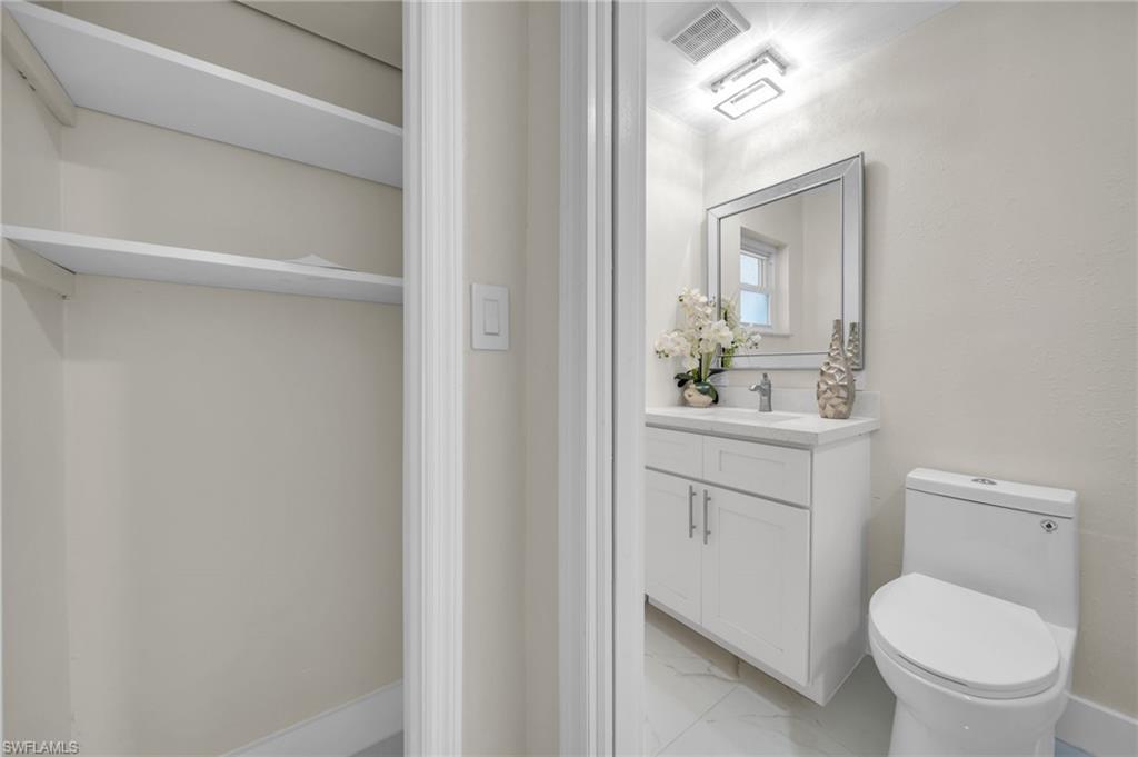 2106 E Tobago Cir Property Photo 26