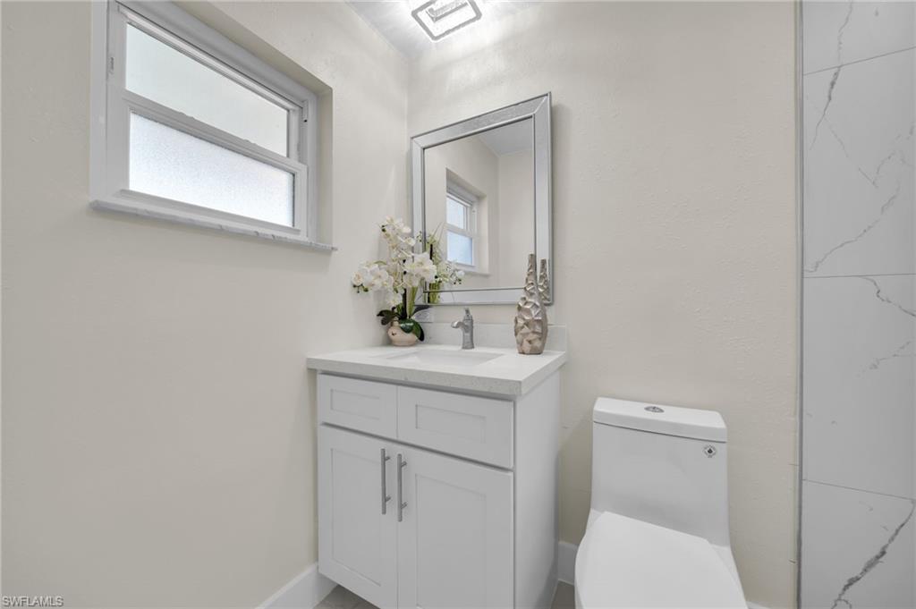 2106 E Tobago Cir Property Photo 27