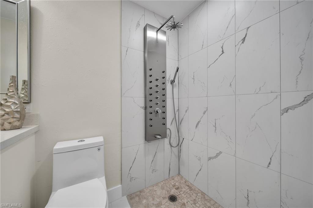 2106 E Tobago Cir Property Photo 28