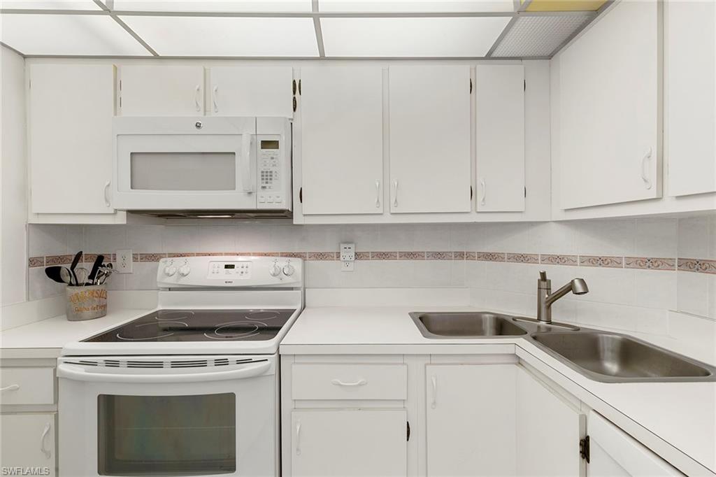 440 Seaview Ct # 1208 Property Photo 15