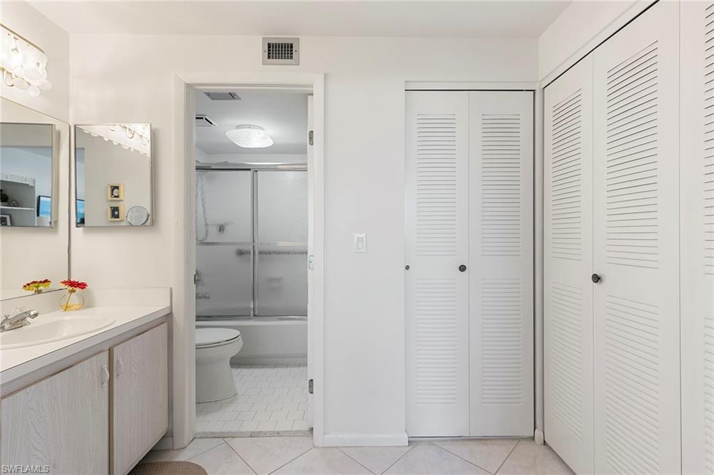 440 Seaview Ct # 1208 Property Photo 26