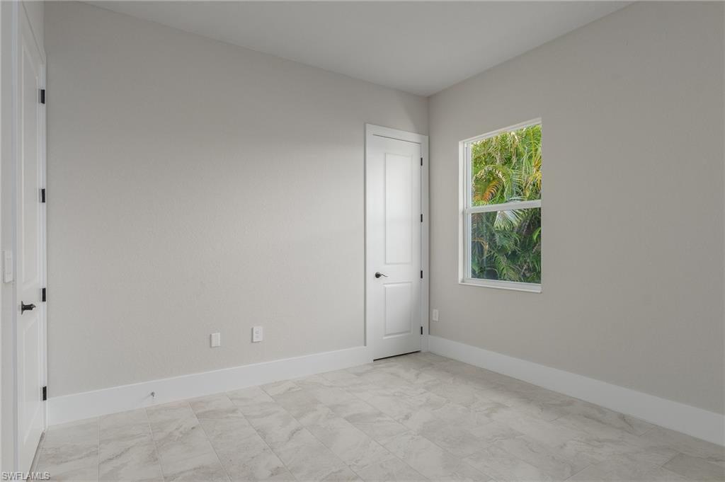 2526 Sw 25th Ave Property Photo 15