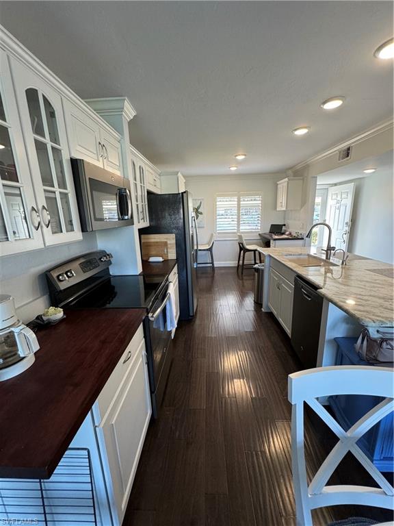 5975 Bloomfield Cir # C107 Property Photo 4