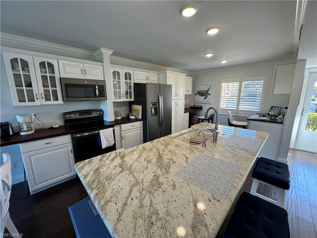 5975 Bloomfield Cir # C107 Property Photo 6