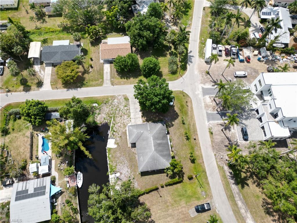 4520 E Riverside Dr Property Photo 6