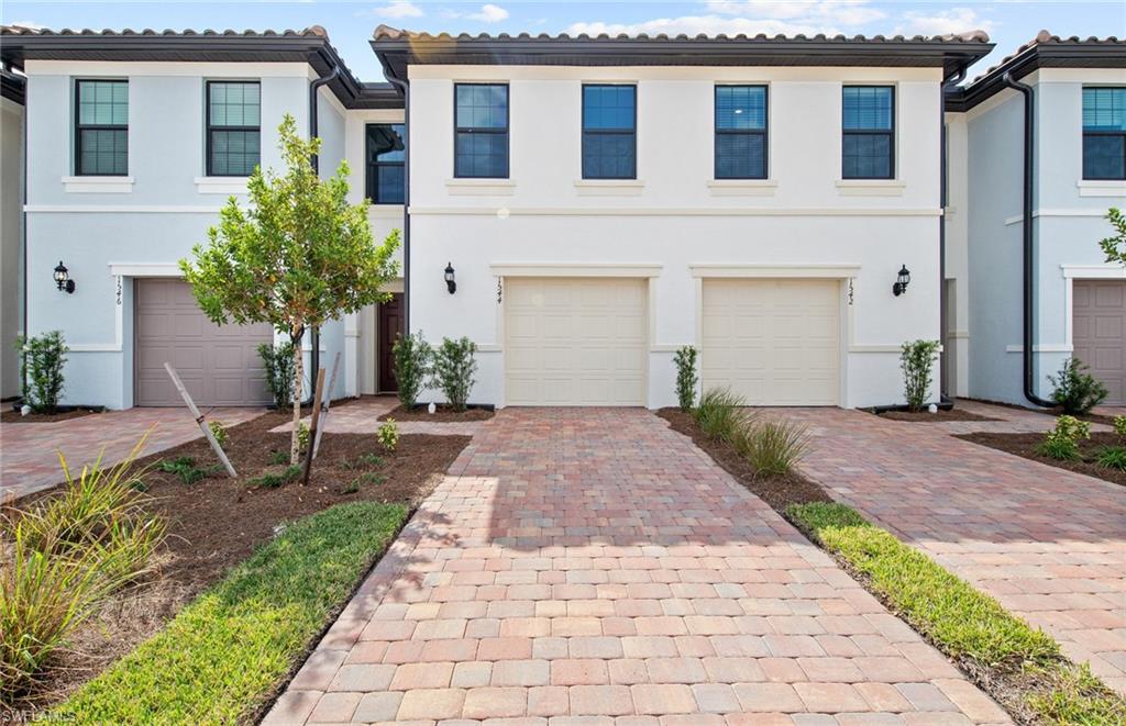 1511 Fells Cove Ln Property Photo 1