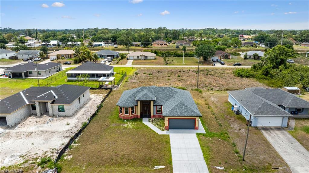 4909 Berryman St Property Photo 3