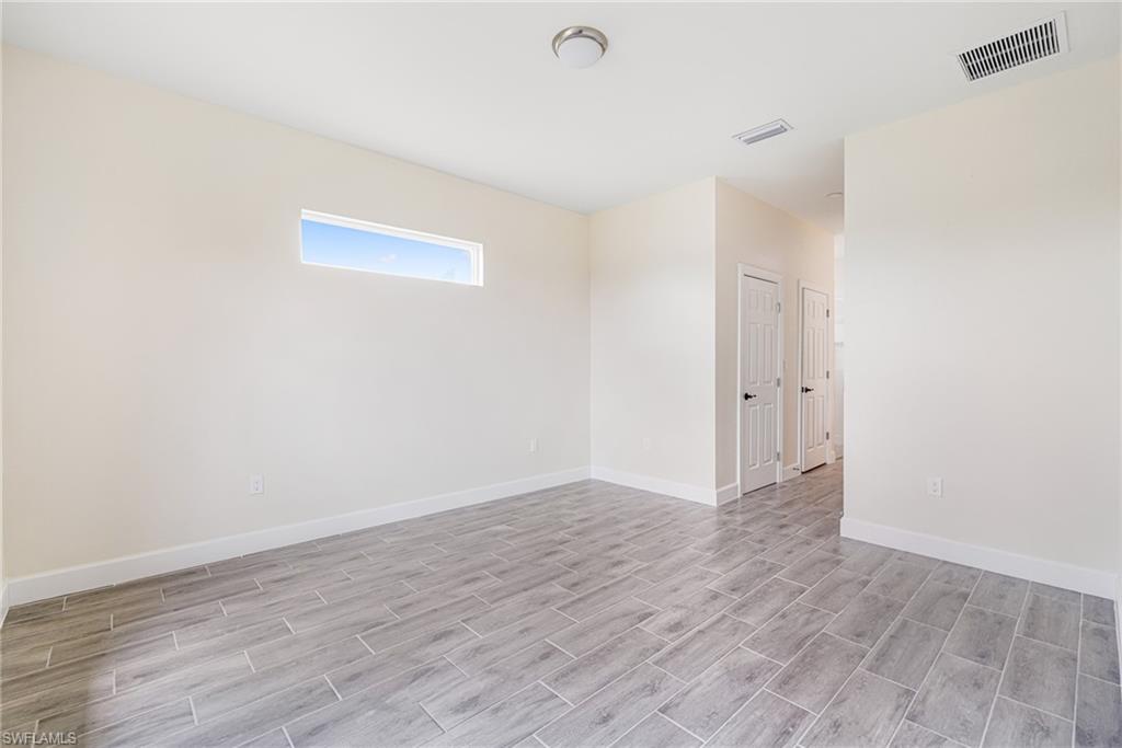 4909 Berryman St Property Photo 9