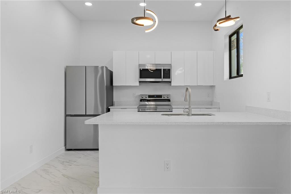 710 Eisenhower Blvd Property Photo 15
