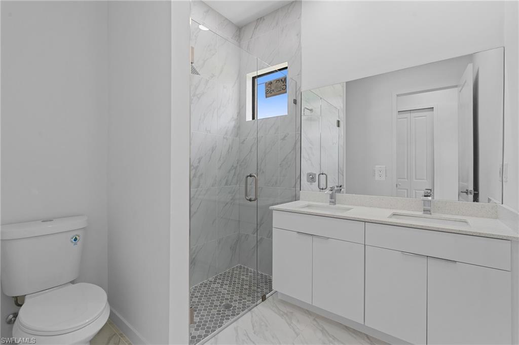 710 Eisenhower Blvd Property Photo 22