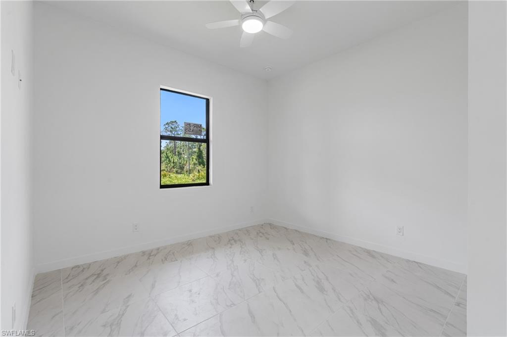 710 Eisenhower Blvd Property Photo 30