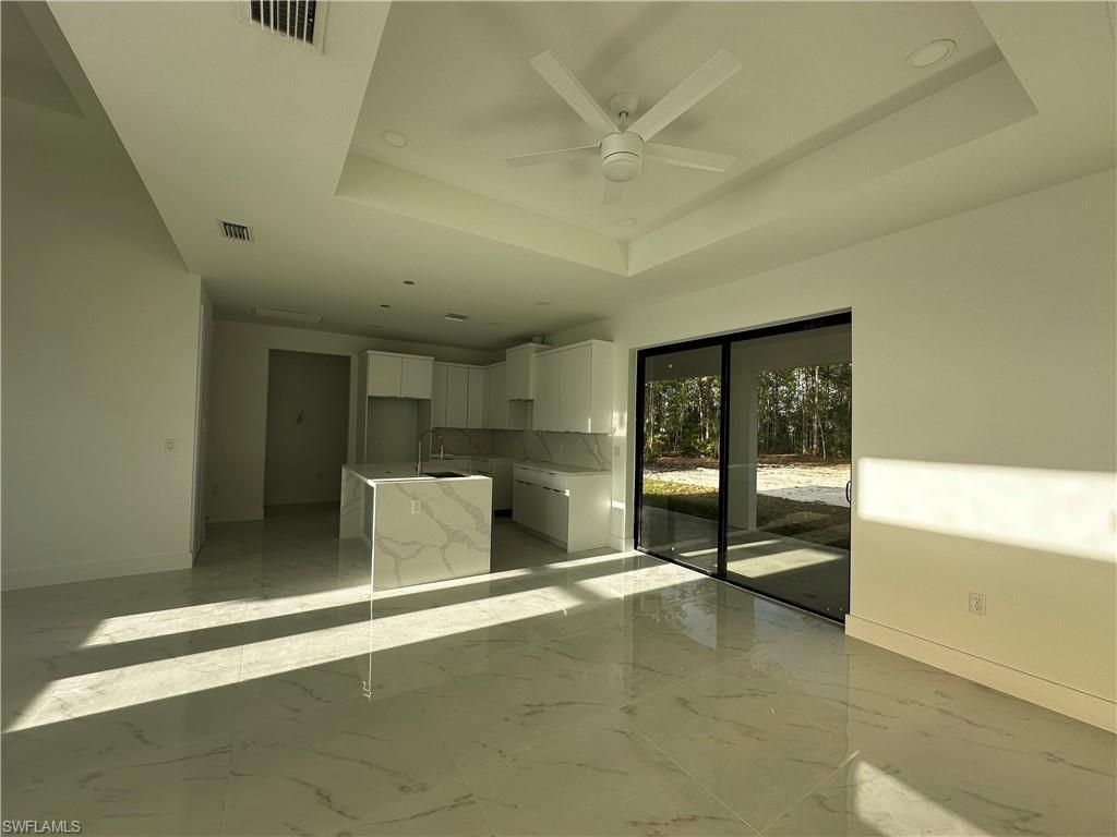 1310 Acacia Ave Property Photo 8