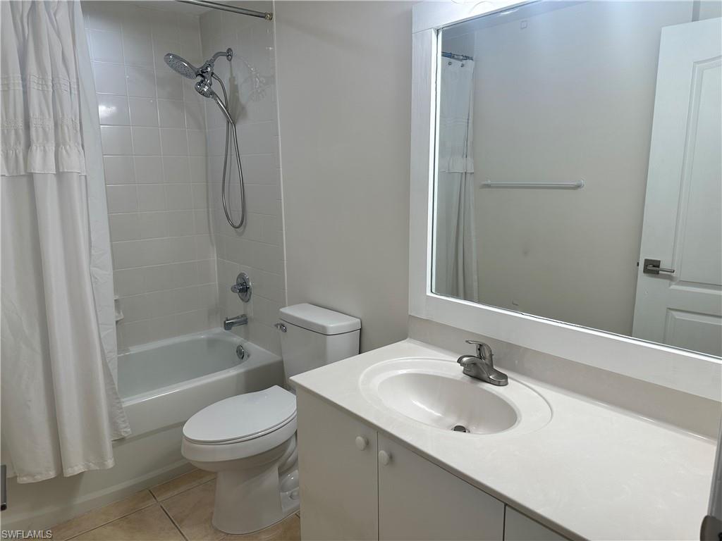 7818 Great Heron Way # 6 Property Photo 13