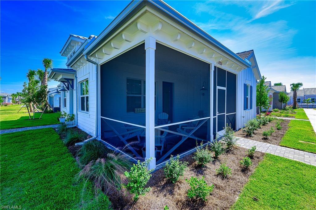 7251 Saona Ct Property Photo 4