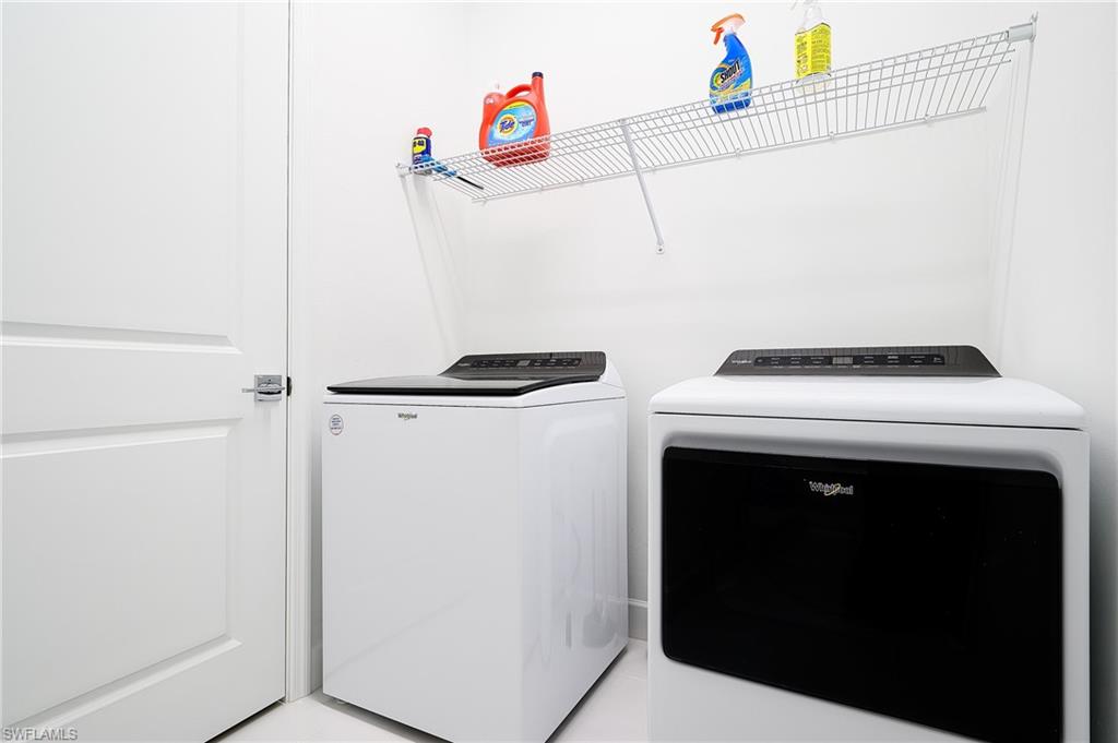 7251 Saona Ct Property Photo 20