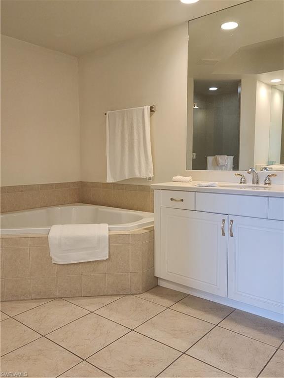 2090 W 1st St # J410 Property Photo 34