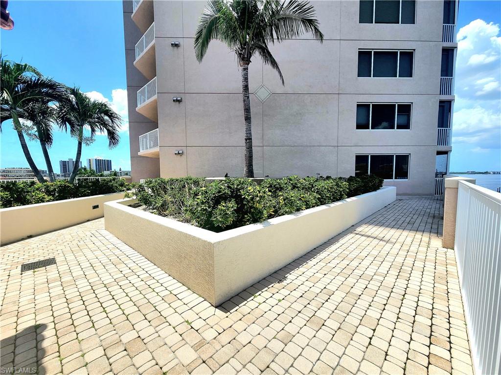 2090 W 1st St # J410 Property Photo 42