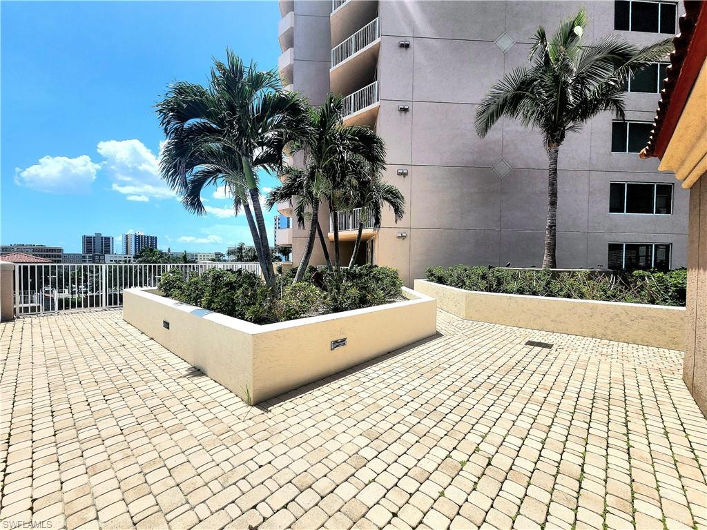 2090 W 1st St # J410 Property Photo 43