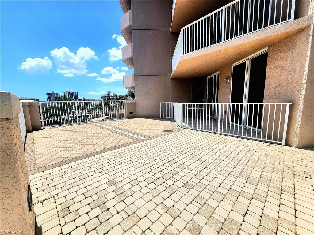 2090 W 1st St # J410 Property Photo 46