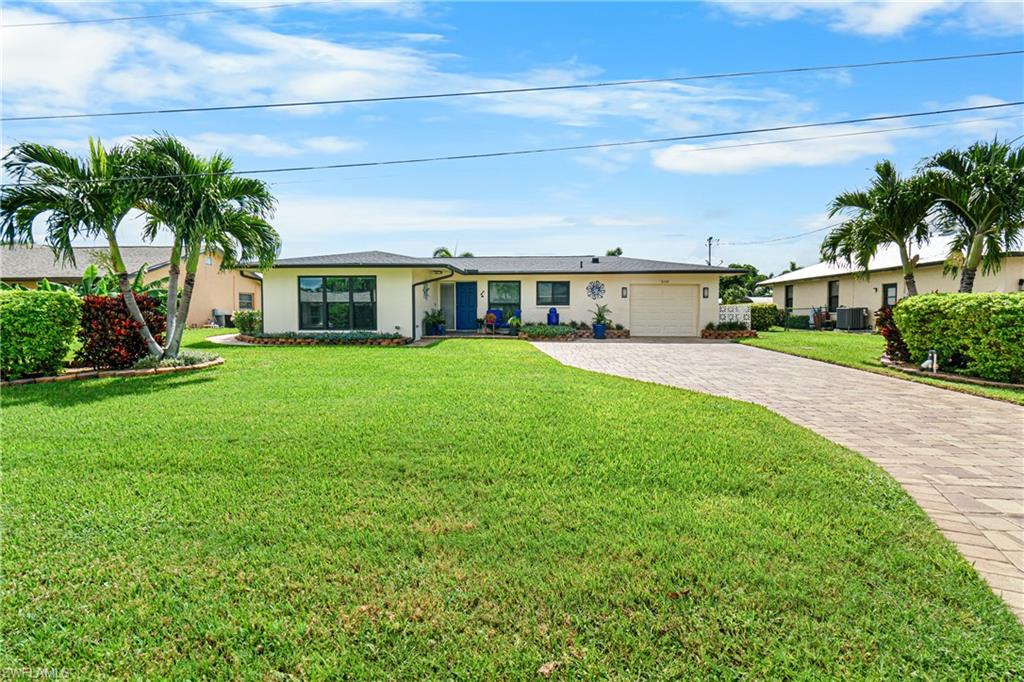 5235 Wisteria Ct Property Photo 3