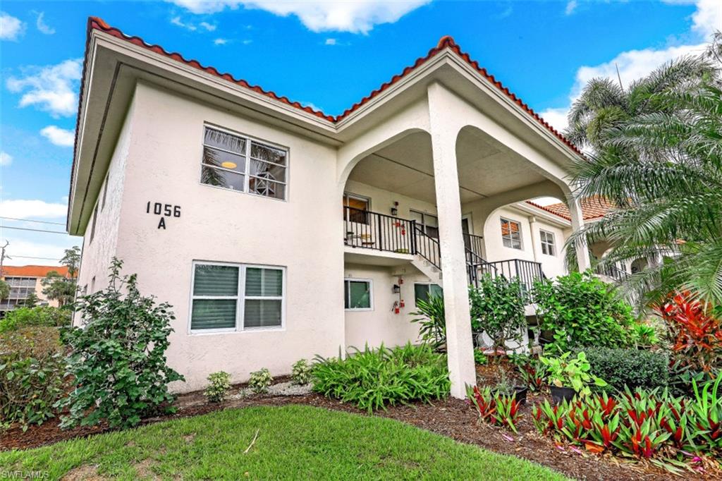 1056 Forest Lakes Dr # 201 Property Photo 2
