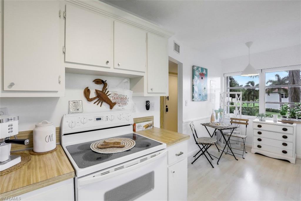 1056 Forest Lakes Dr # 201 Property Photo 8