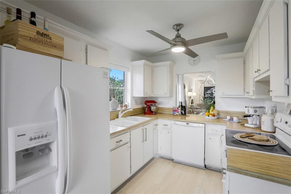 1056 Forest Lakes Dr # 201 Property Photo 9