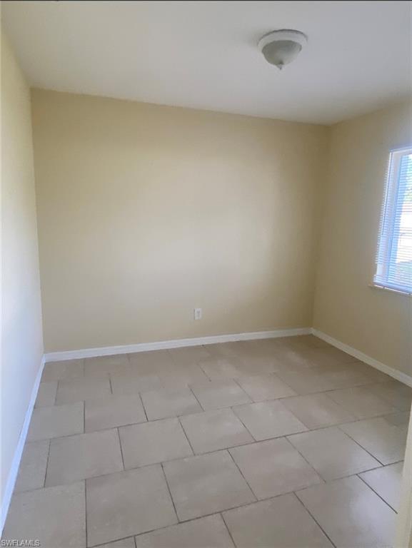 118/116 Gordon Ave S Property Photo 3