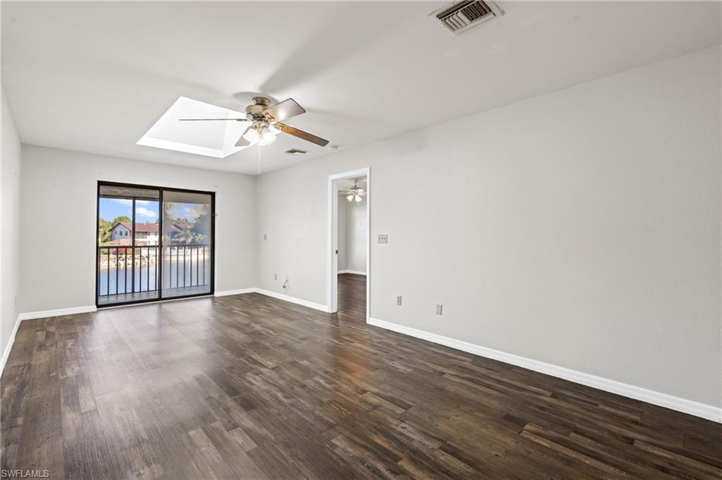 5323 Treetops Dr # T203 Property Photo 8