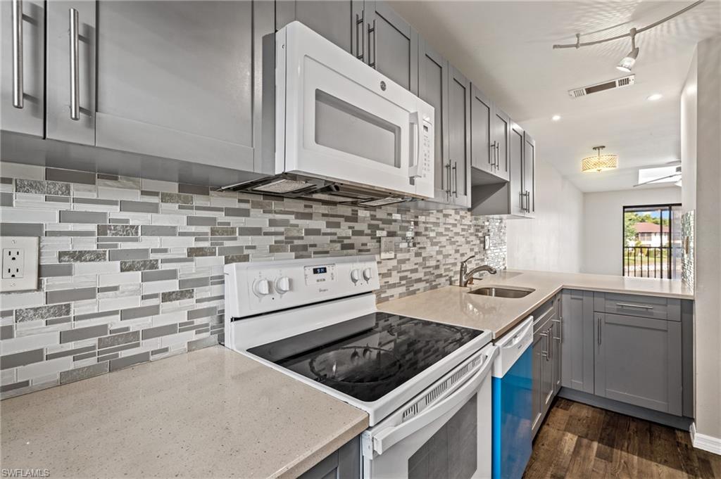 5323 Treetops Dr # T203 Property Photo 12