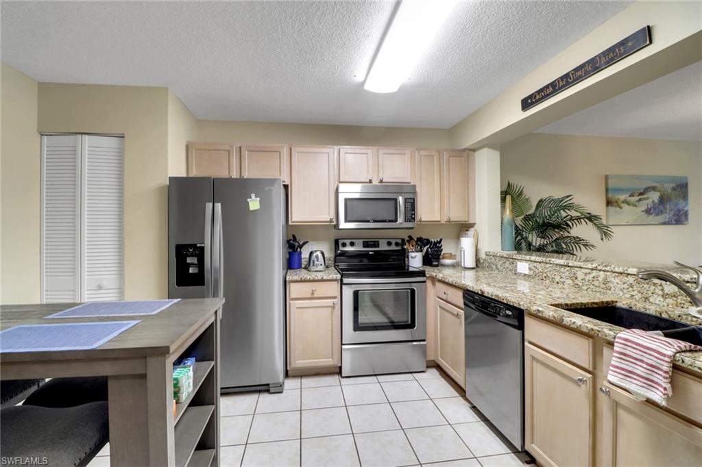 9901 Sunset Cove Ln # 226 Property Photo 4