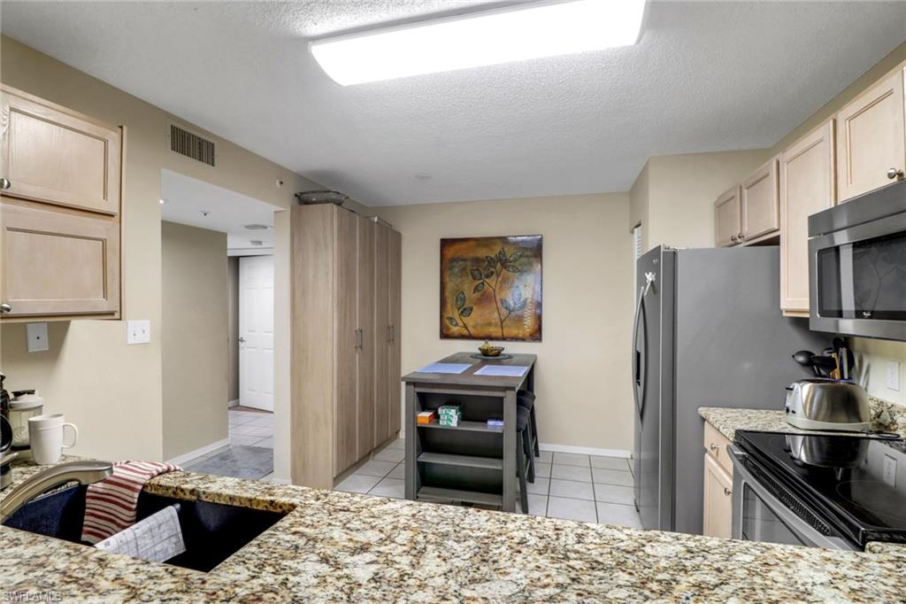9901 Sunset Cove Ln # 226 Property Photo 12