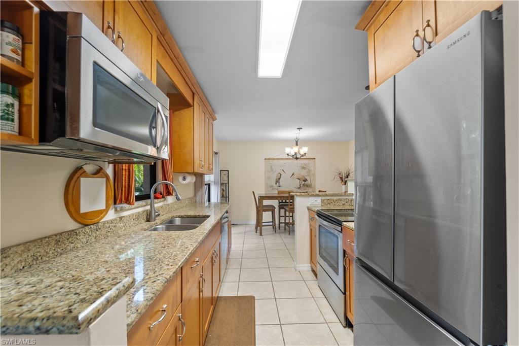 8256 Charter Club Cir # 5 Property Photo 10