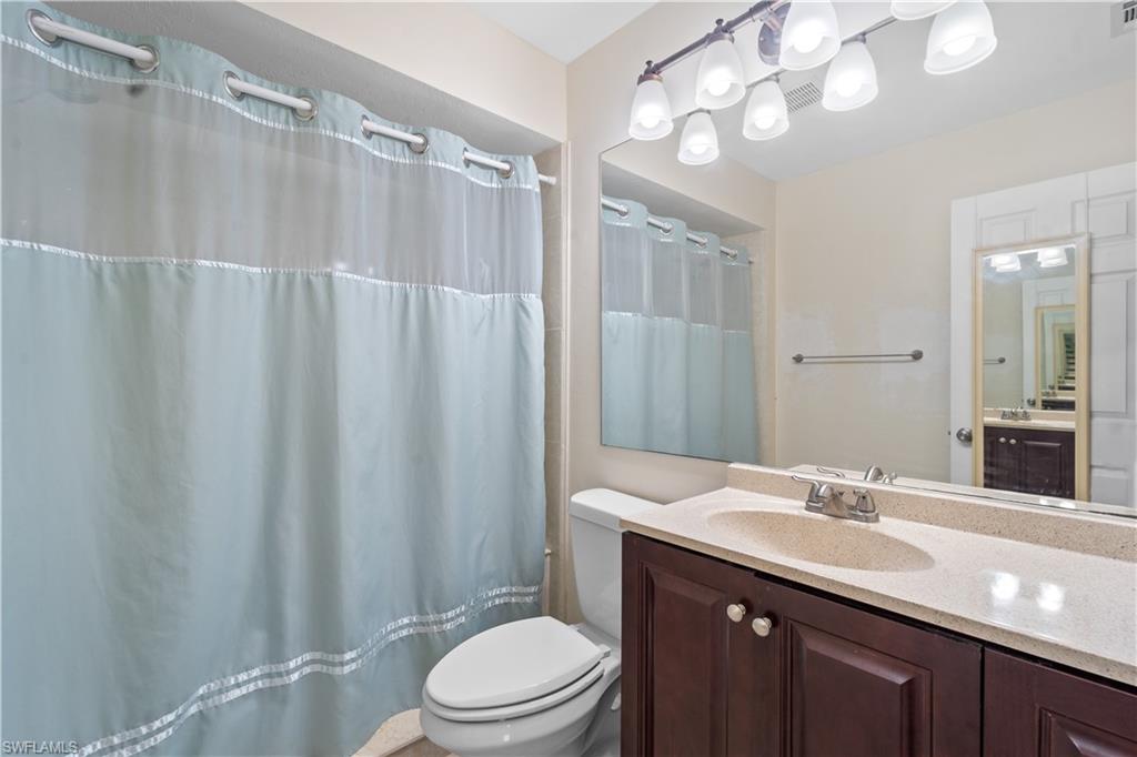 8256 Charter Club Cir # 5 Property Photo 18