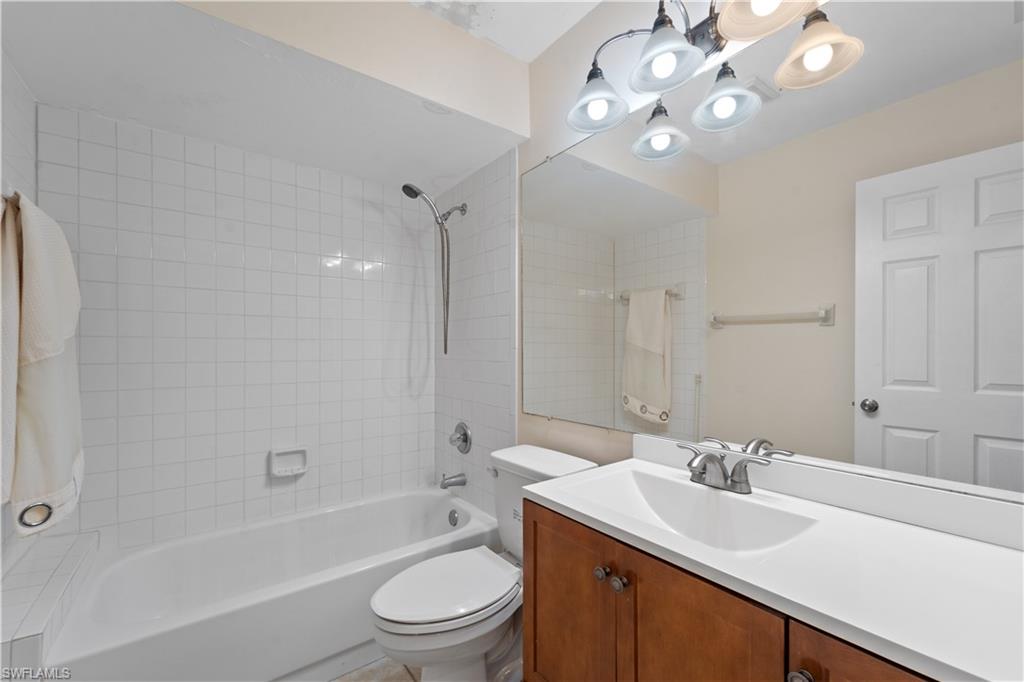 8256 Charter Club Cir # 5 Property Photo 22